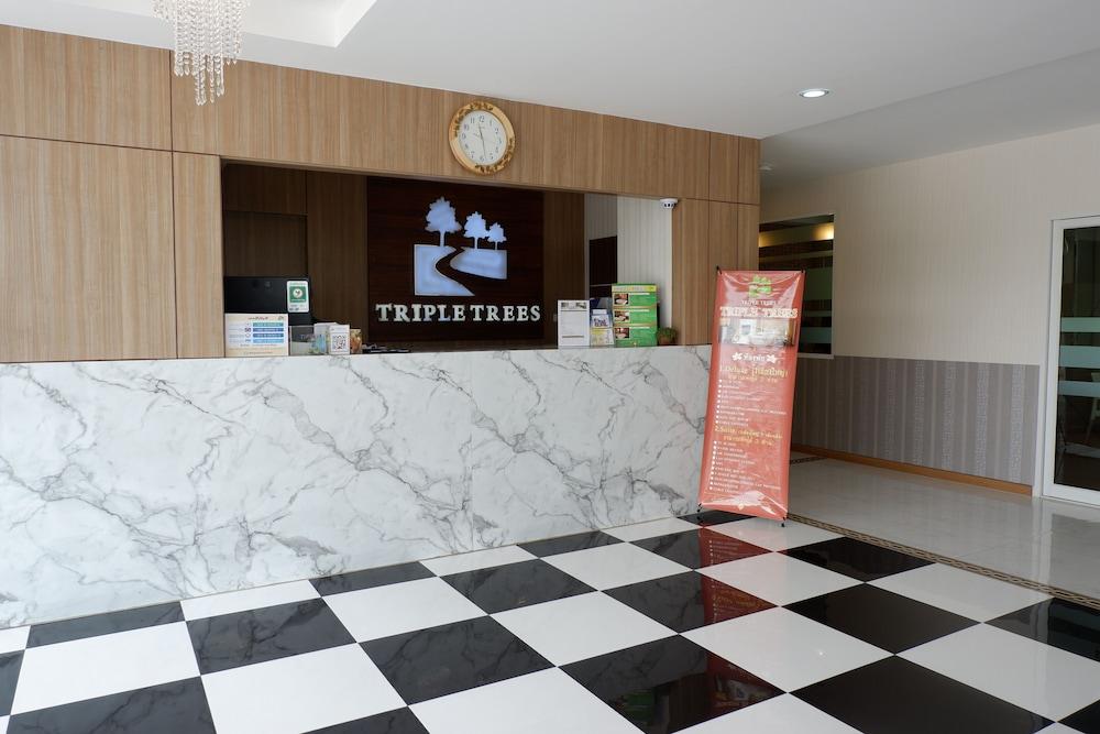 Triple Trees Hotel Pathum Thani Exterior photo