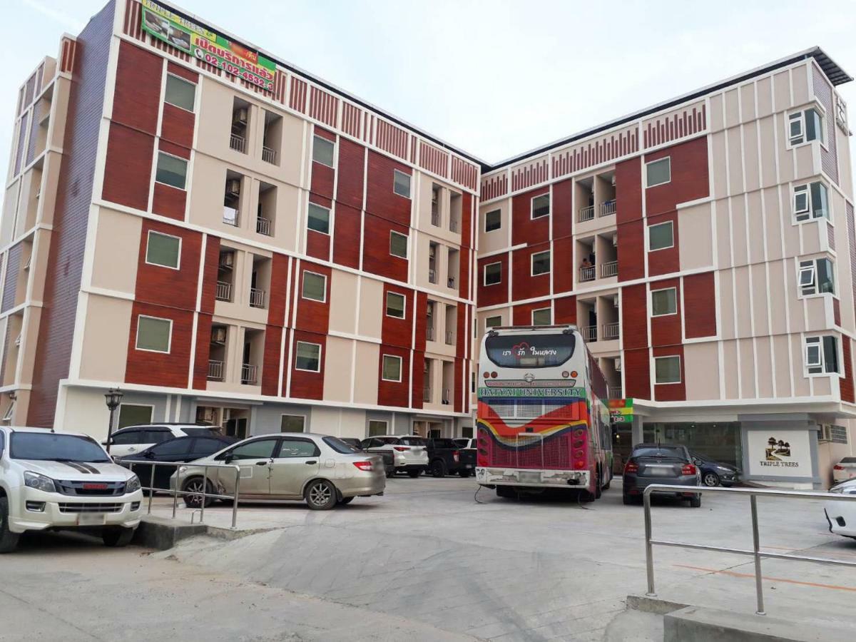 Triple Trees Hotel Pathum Thani Exterior photo